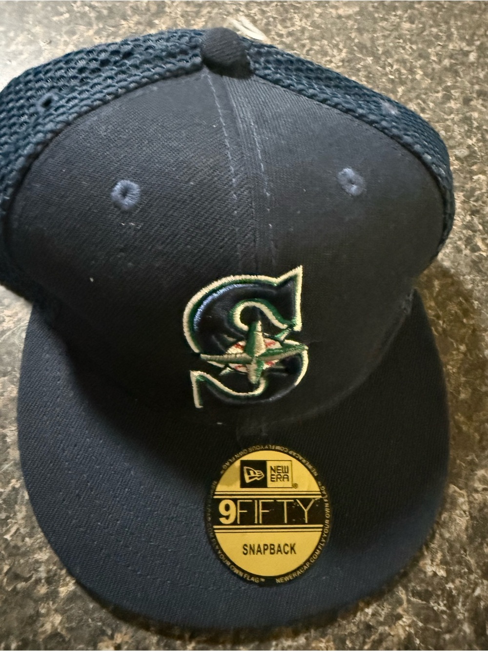 New Era Navy & Green Seattle Mariners Mesh Back 9FIFTY Snapback